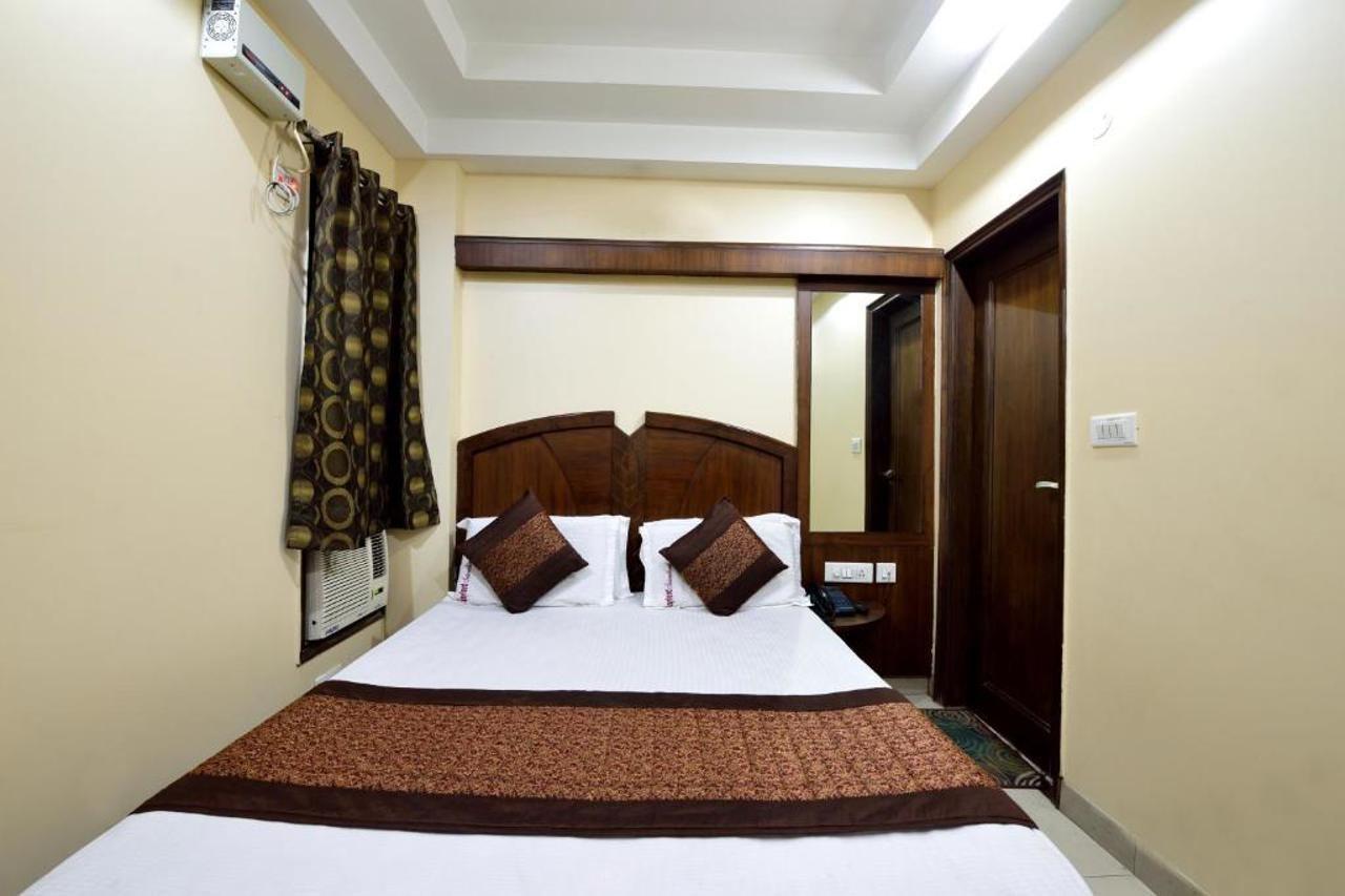 Hotel Gaylord International - New Delhi Buitenkant foto